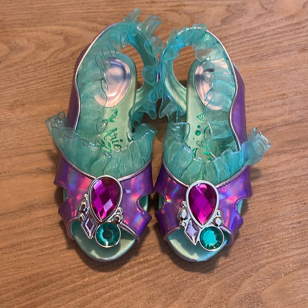 Little mermaid sandals! 🧜‍♀️💎